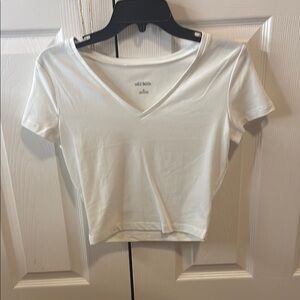 Women's White Crop Top size medium